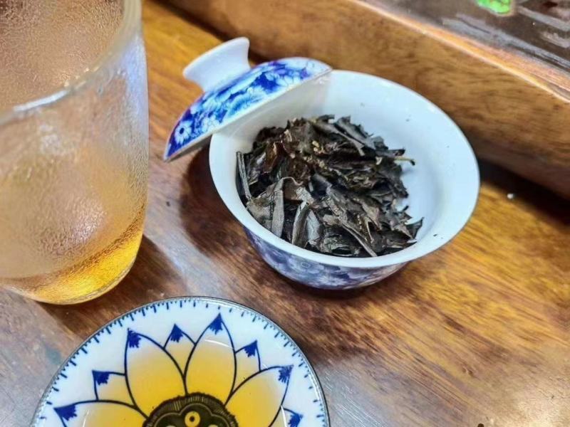 2010贡眉老白茶金砖