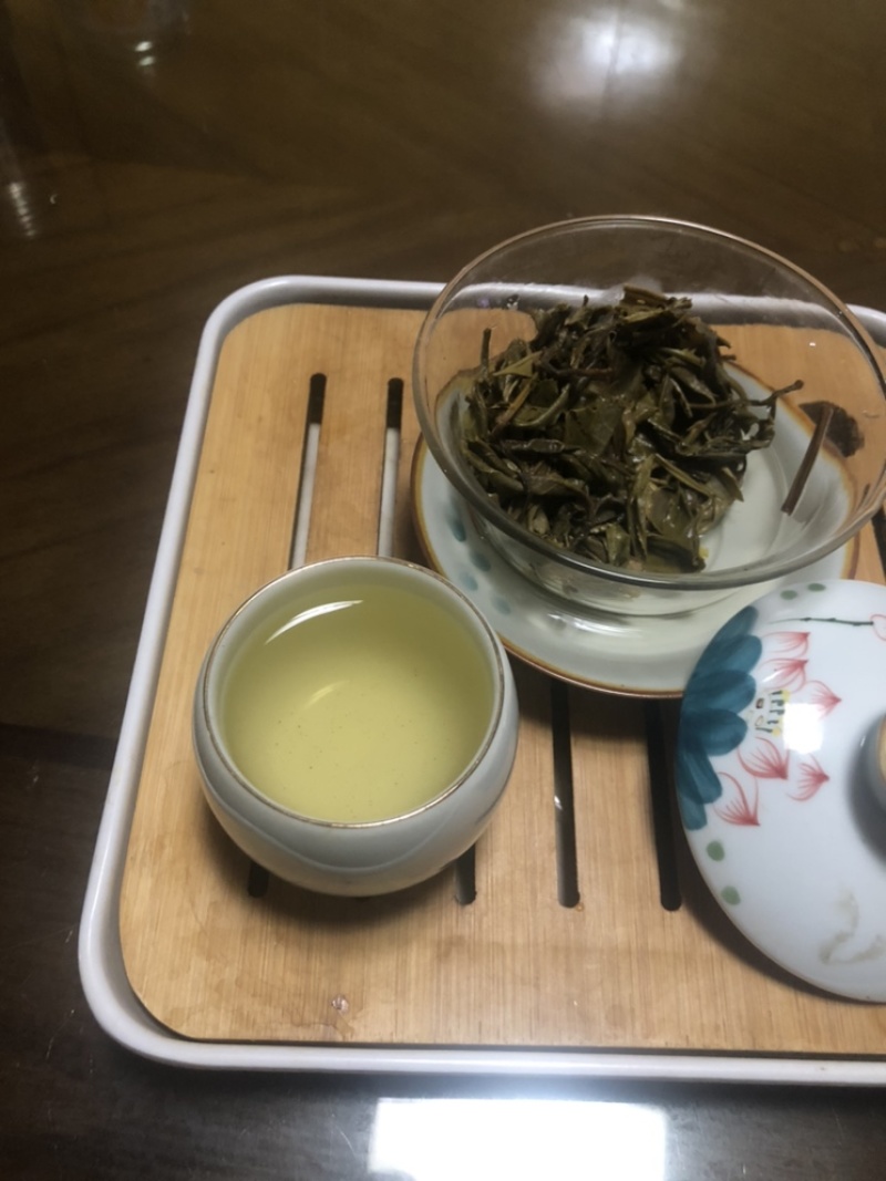 云南生普洱茶具有甘、柔、厚、香、醇等显著口感