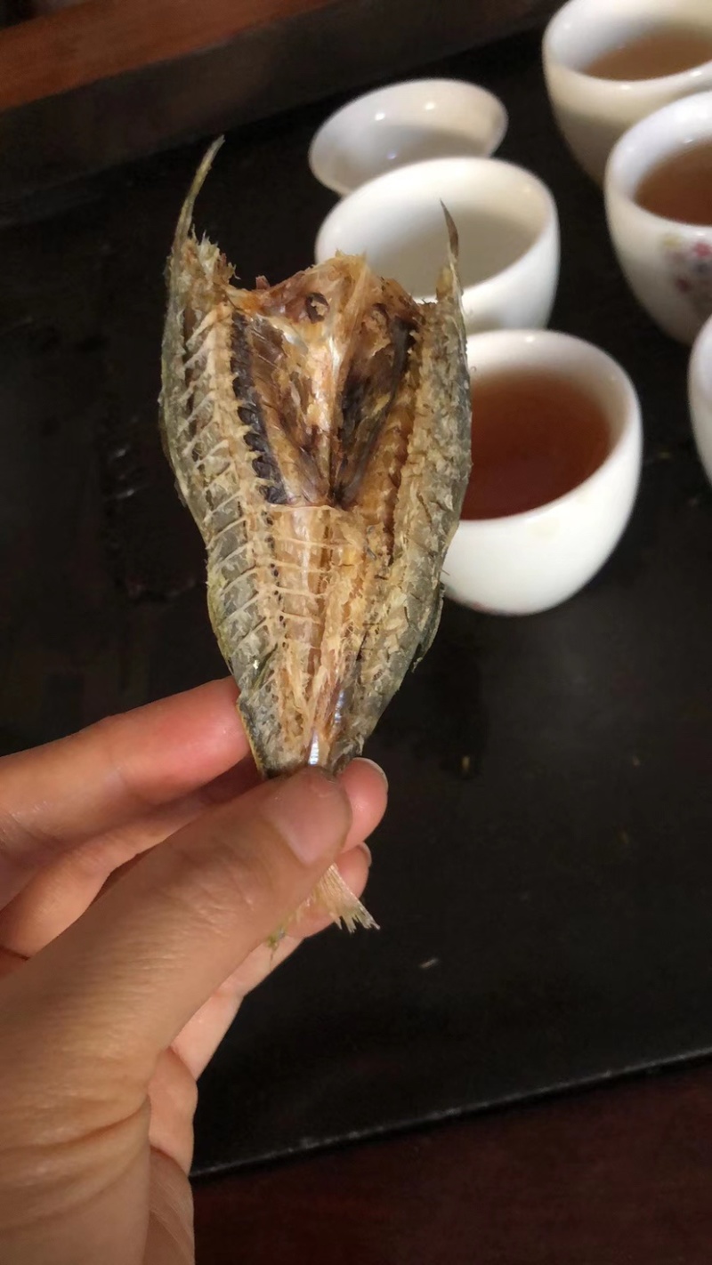 本港黄尾巴浪鱼干淡干好吃不死咸
