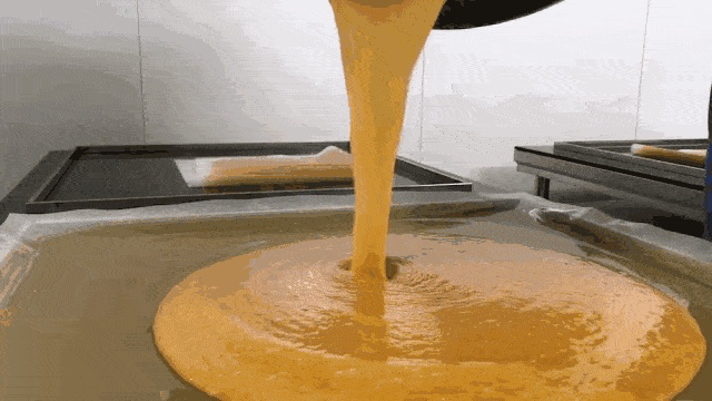 梨膏熬制过程图