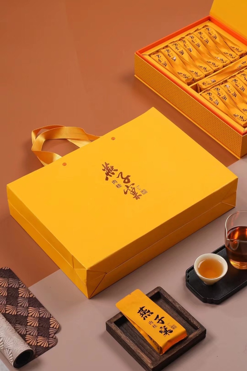 武夷岩茶燕子窠肉桂古法炭焙熟茶醇厚高香250g礼盒装茶叶