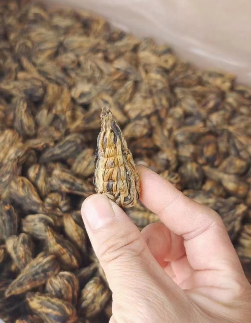 云南凤庆滇红早春宝塔蜜香浓郁一件包邮