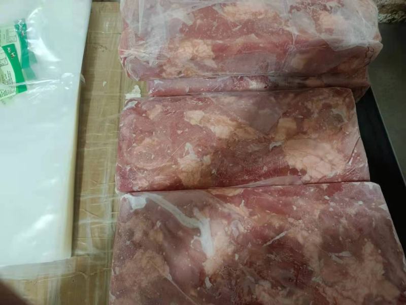 牛肉鸭肉混合肉板！手续齐全！不散不碎！适合自助火锅！！