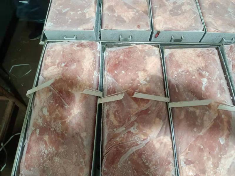 牛肉鸭肉混合肉板！手续齐全！不散不碎！适合自助火锅！！