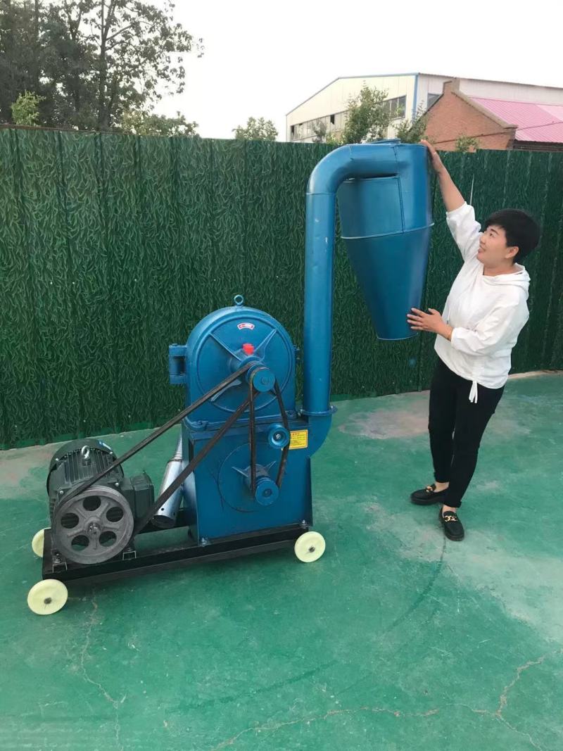 【自吸试粉碎机】各种型号自吸无尘粉碎磨面机
