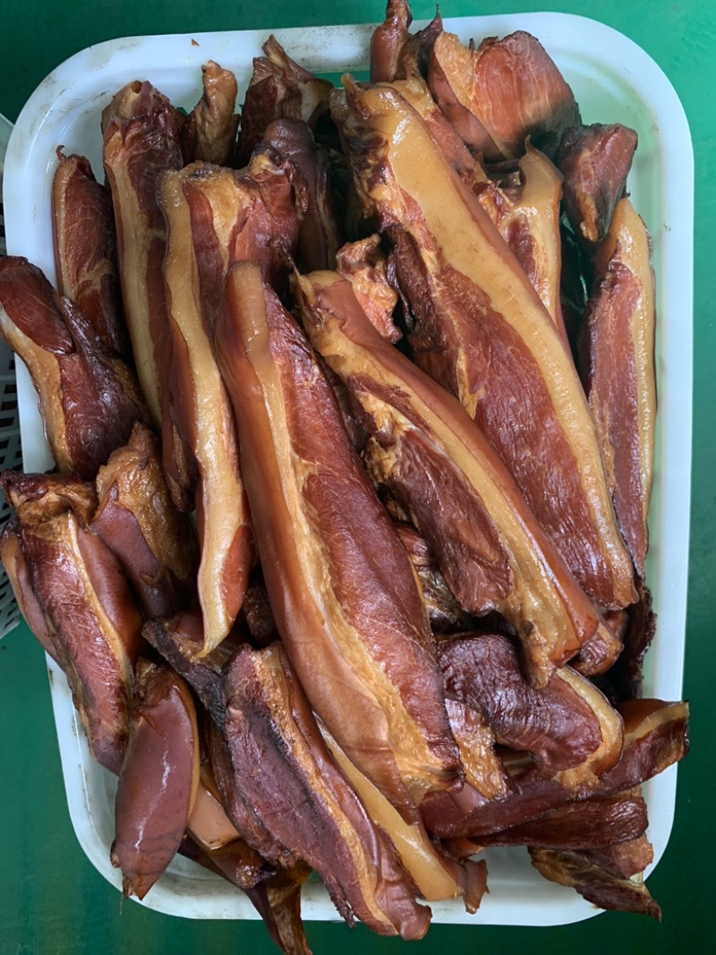 诚招经销商烟熏后腿肉/五花肉（柴火腊肉）
