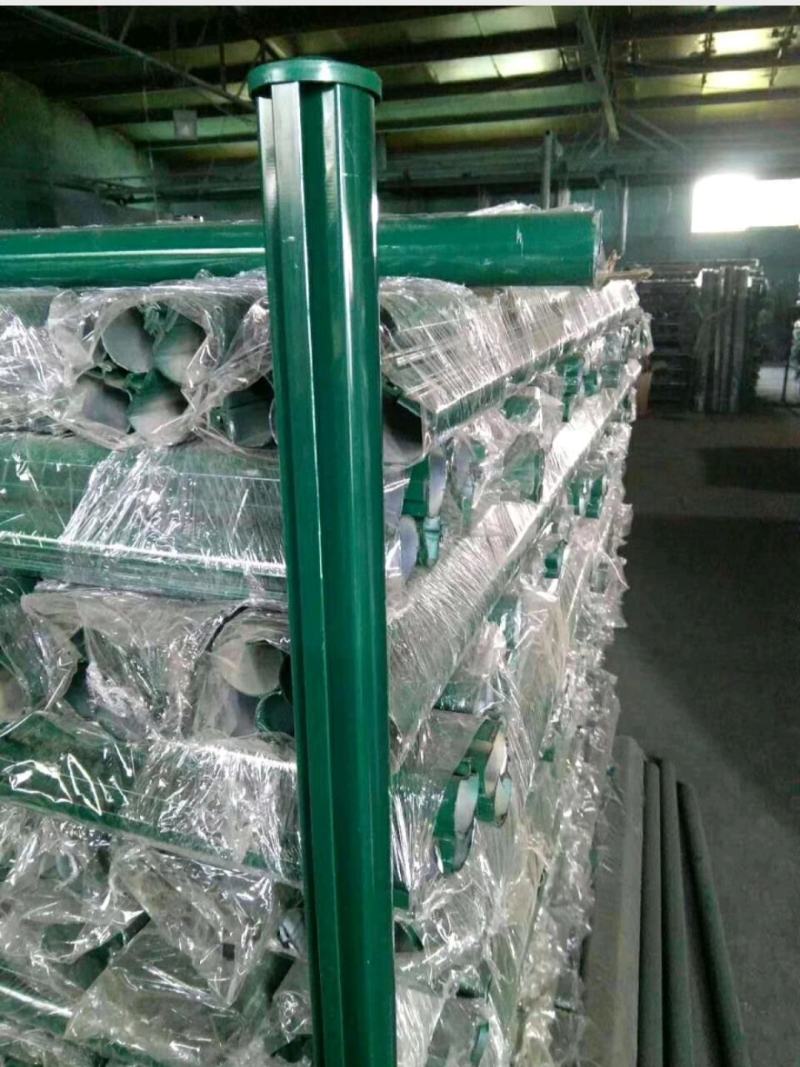荷兰网立柱燕尾柱菜园立柱