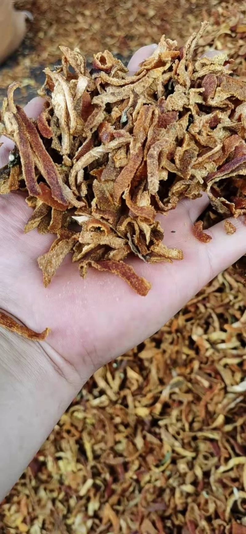 烘干陈皮丝，纯桔子皮，无杂皮，含量够，统货