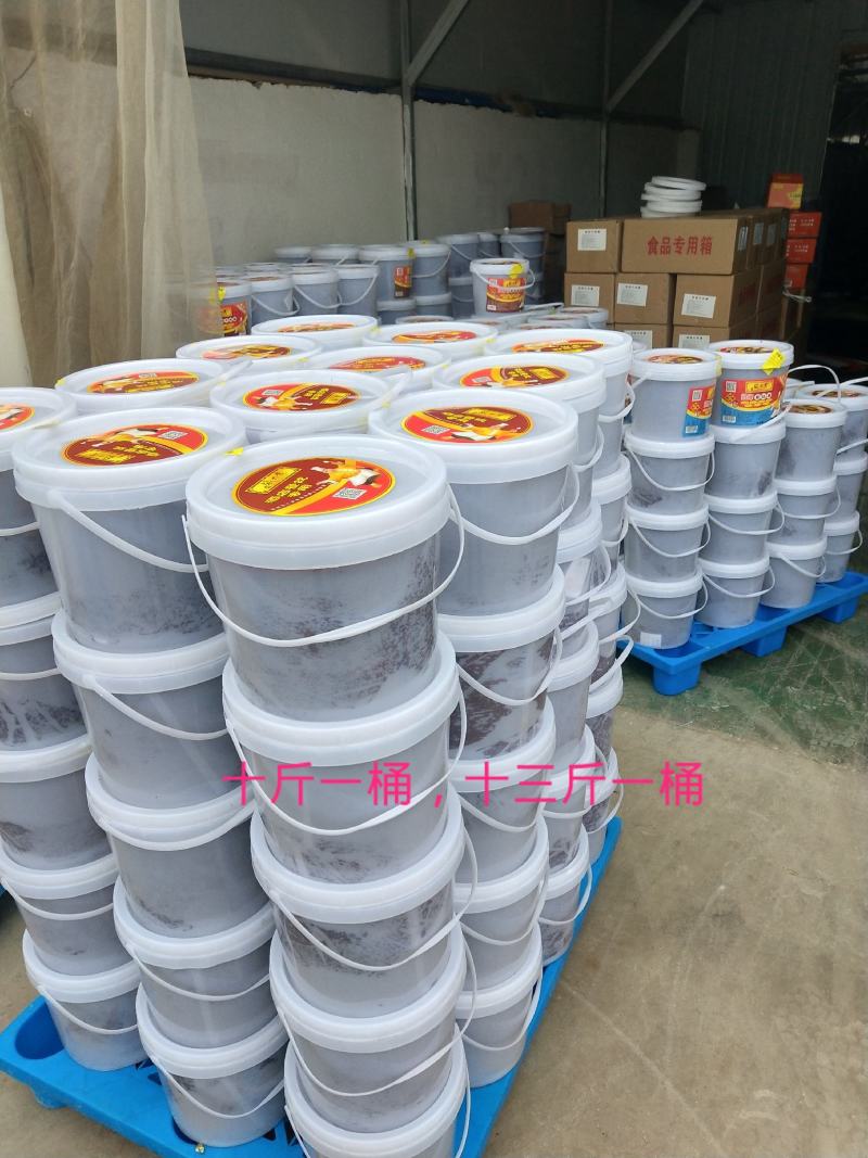厂家批发各种香辣酱，物美价优。适合火锅，餐饮，小吃