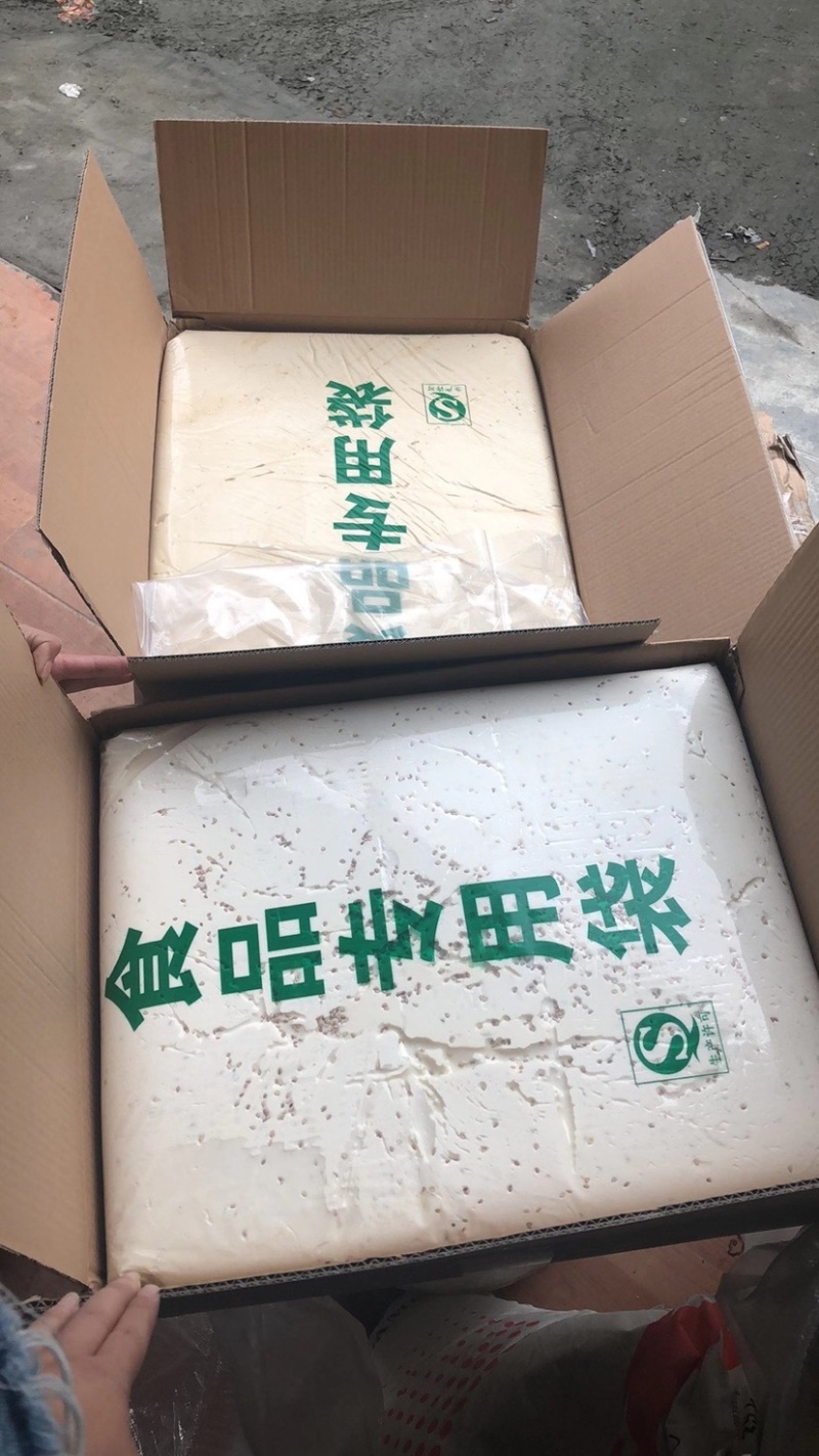地摊热卖叮叮糖儿时麻糖乡镇跑量麦芽糖厂家直销
