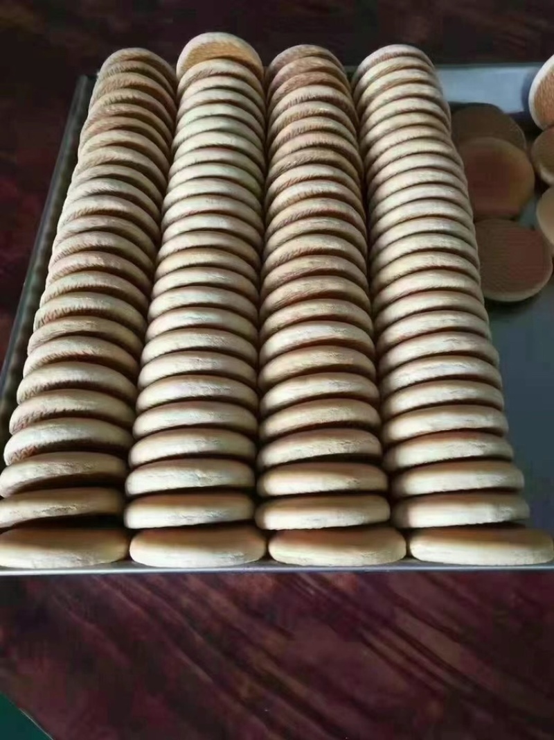 批发老面法饼成都现货批发零食展会10元模式