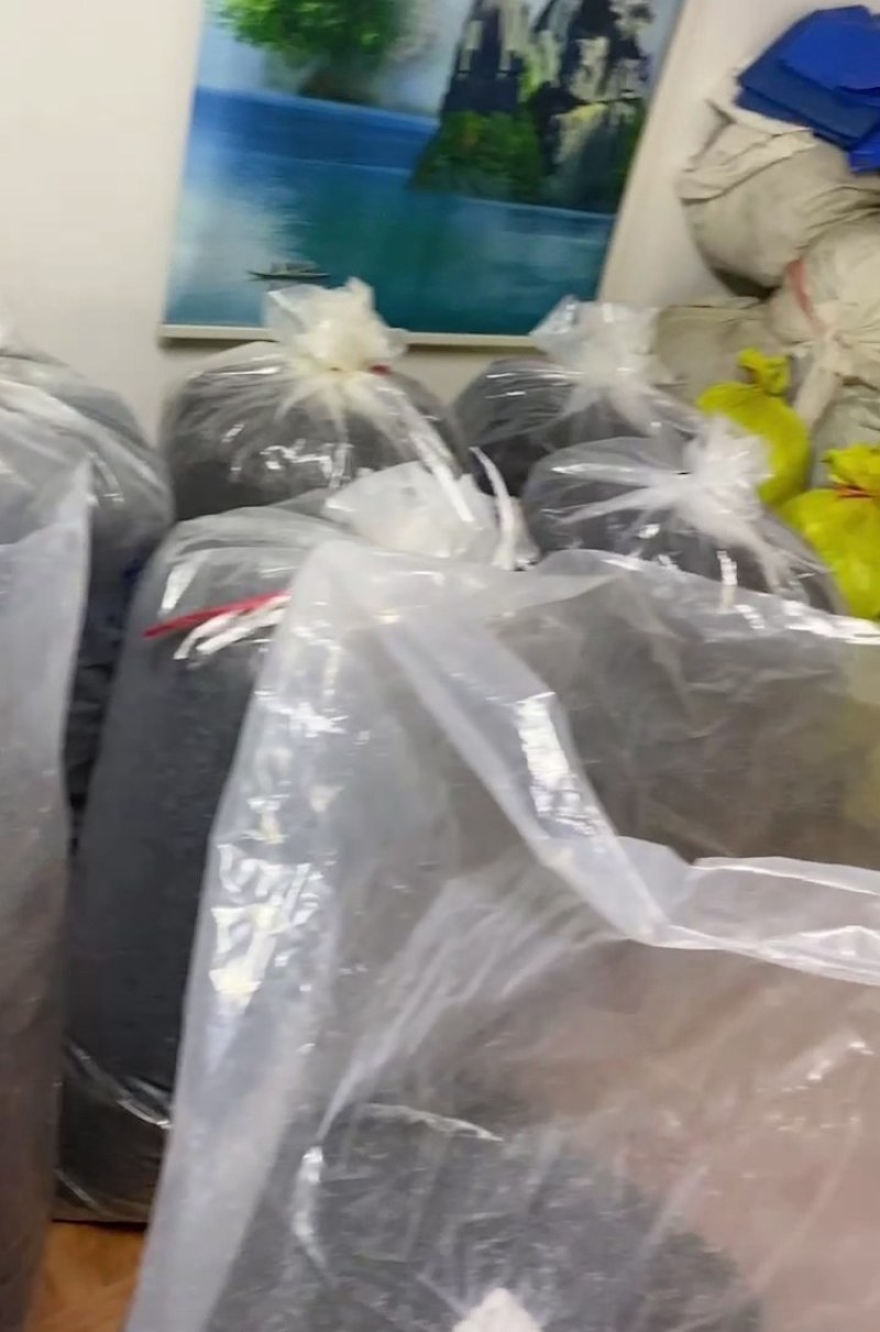 **产品凤凰春高山八仙单丛茶，果香味浓郁，炭香味更佳
