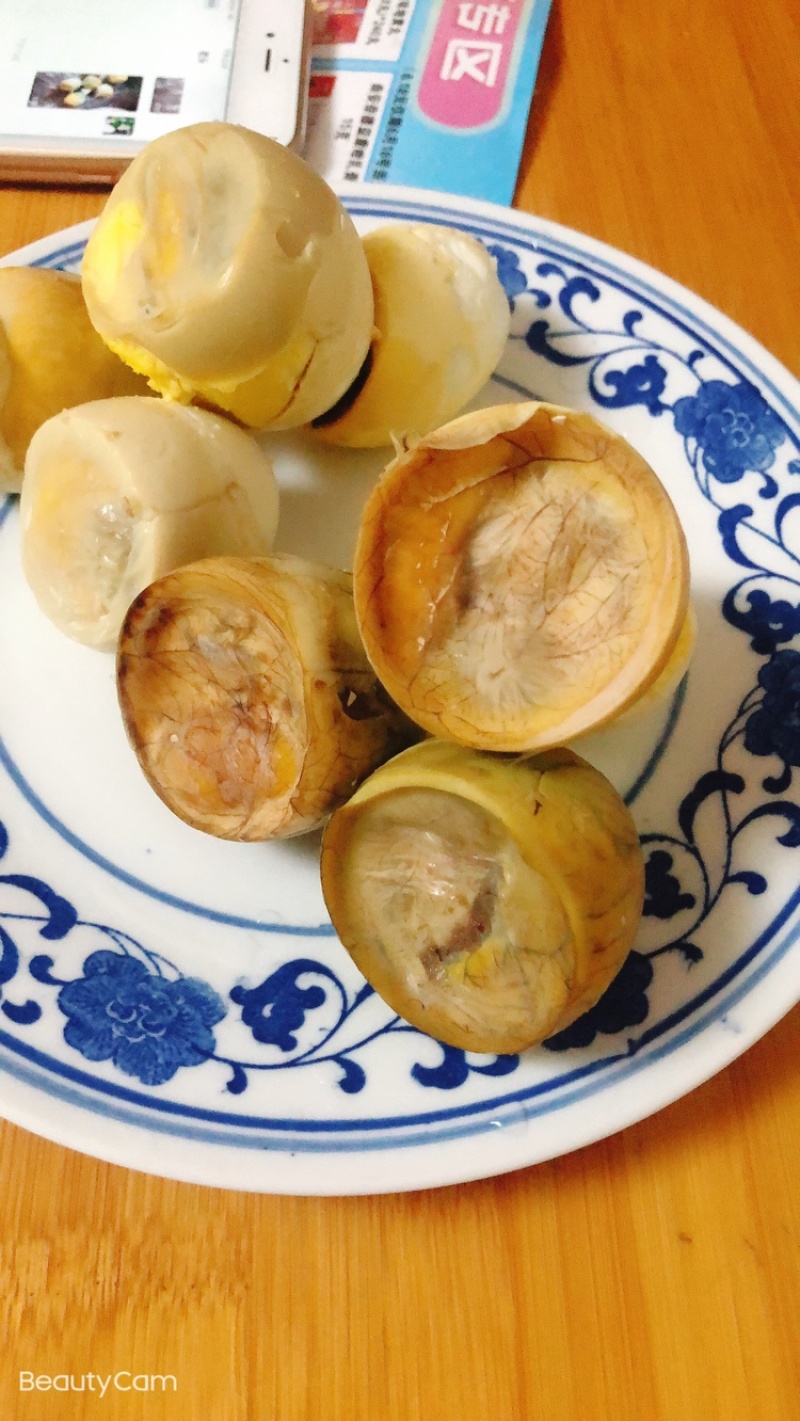 毛蛋.照蛋.活珠蛋.活珠子.半鸡.孵化厂直批欢迎考查