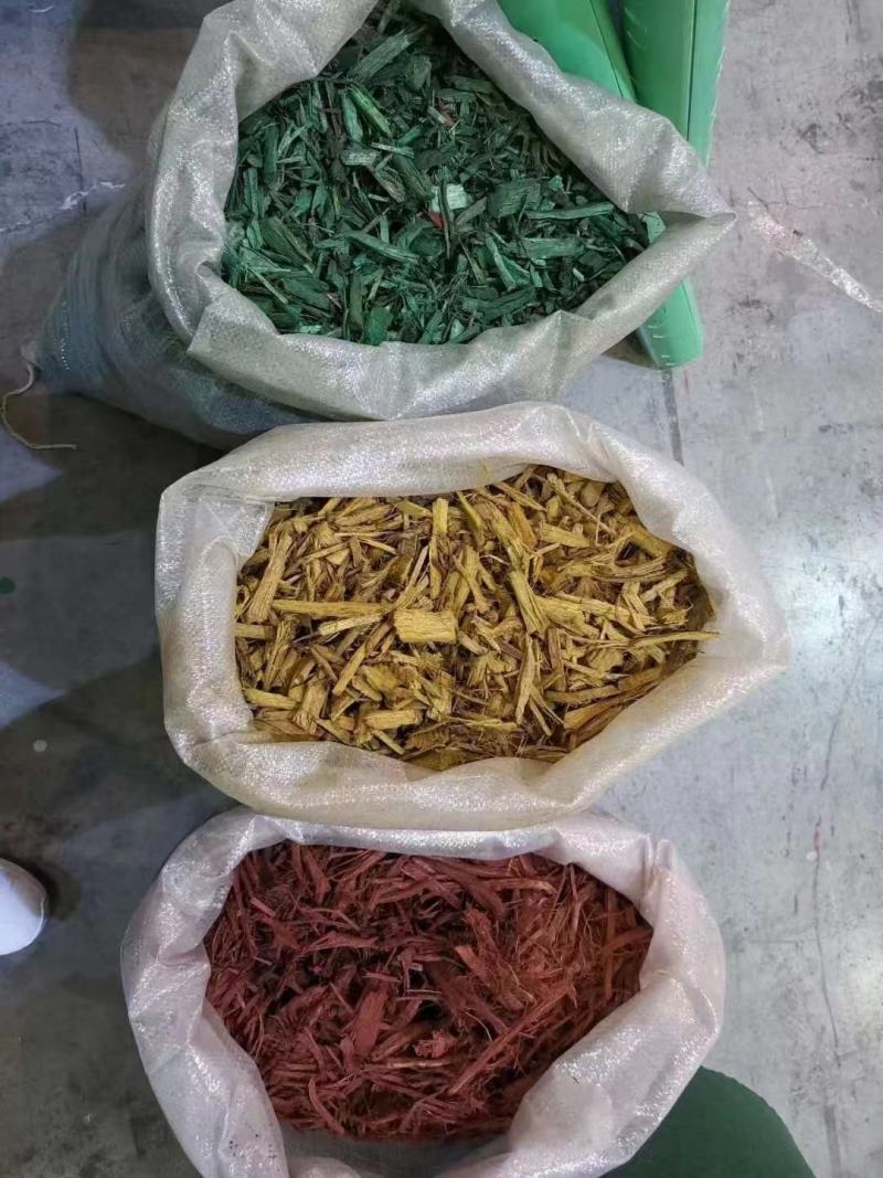 草坪隔离带覆盖物天然木头加工而成绿化材料厂