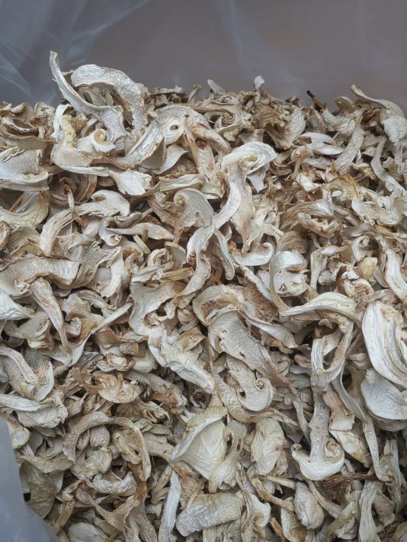 松茸干片野生松茸带皮松茸产地大货直销规格齐全