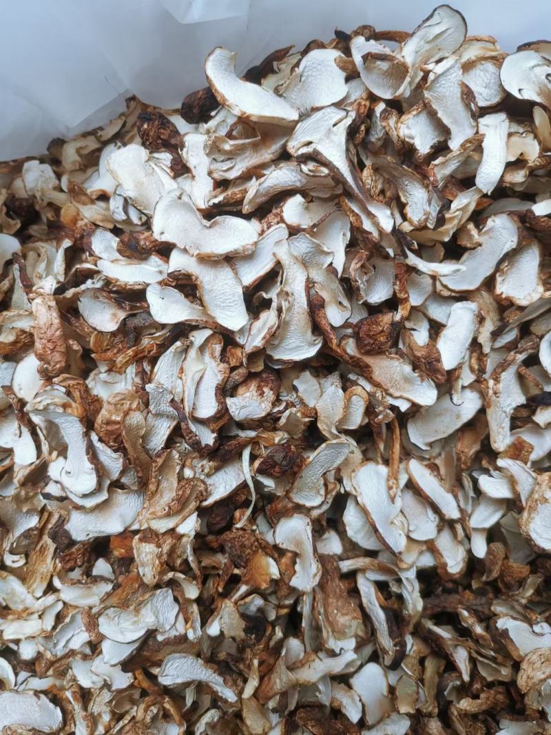 松茸干片野生松茸带皮松茸产地大货直销规格齐全