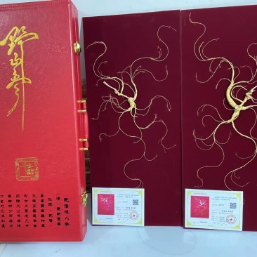 【长白山野山参精品礼盒,中国红皮礼盒,60厘米