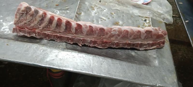 母猪龙骨，带肉35以上，每天生产，手续齐全