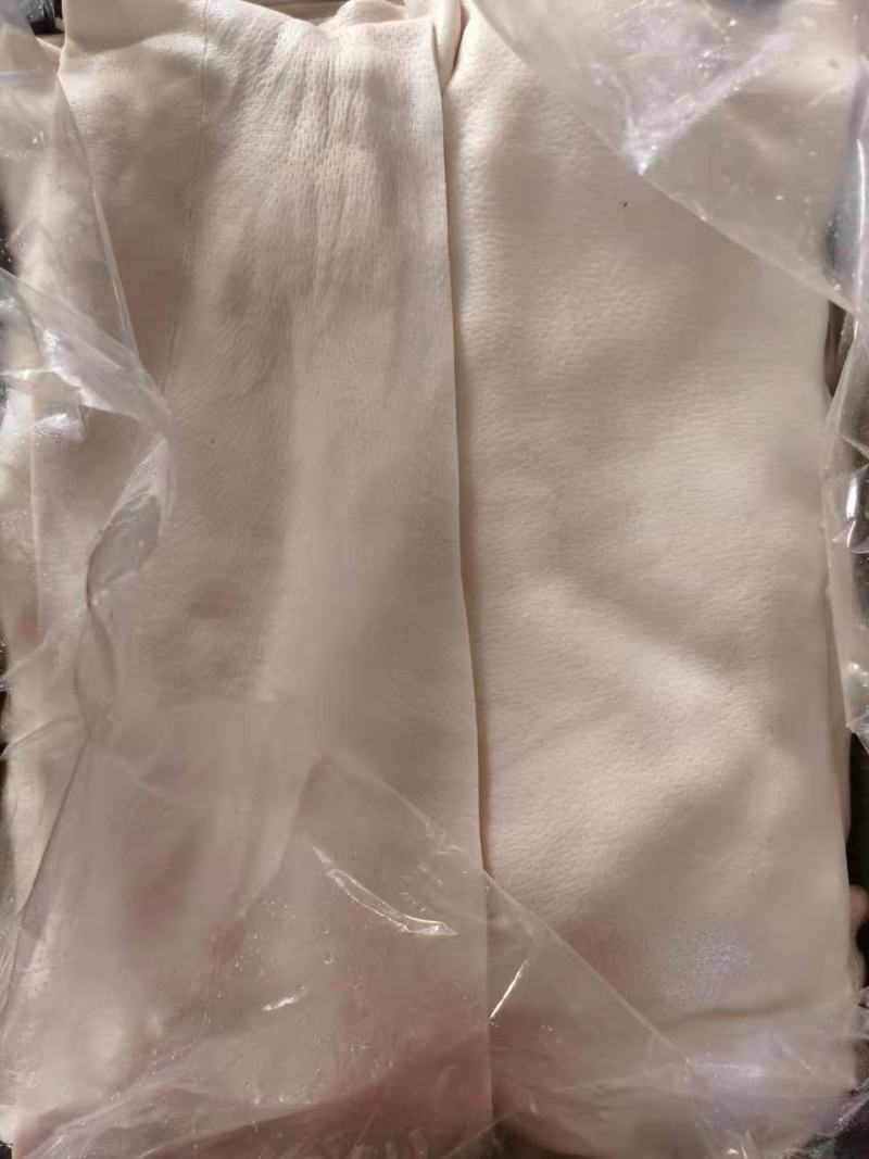 肥猪脊背皮，脊皮，手续齐全，品质保证，货源稳定