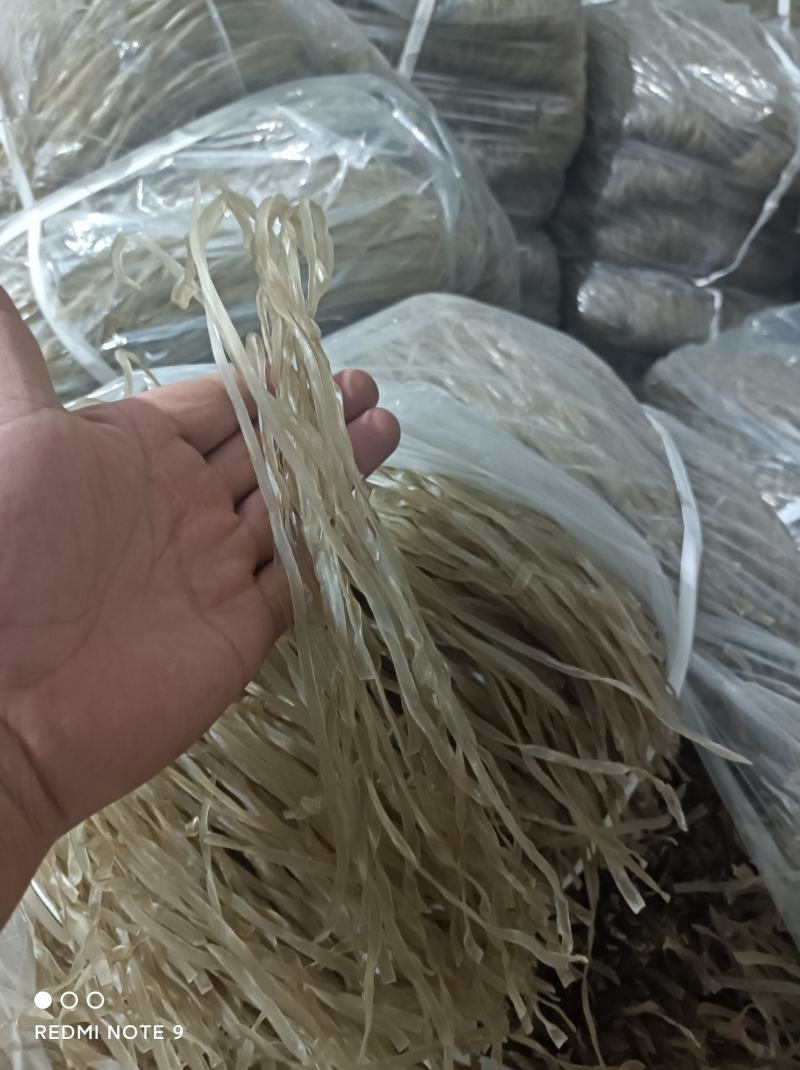 厂家直供纯红薯粉皮，手工制作，口感纯正全年供应欢迎试用，