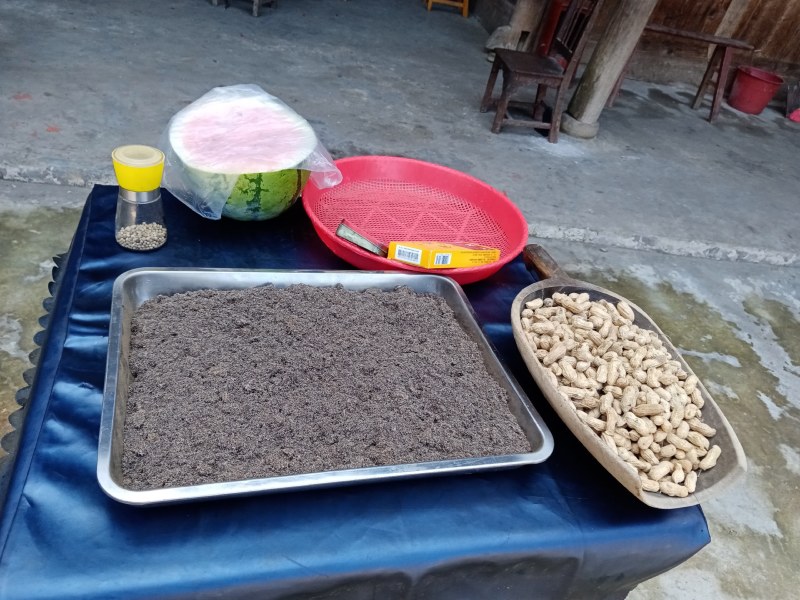 高山茶，云雾，绿色，安全，保健。