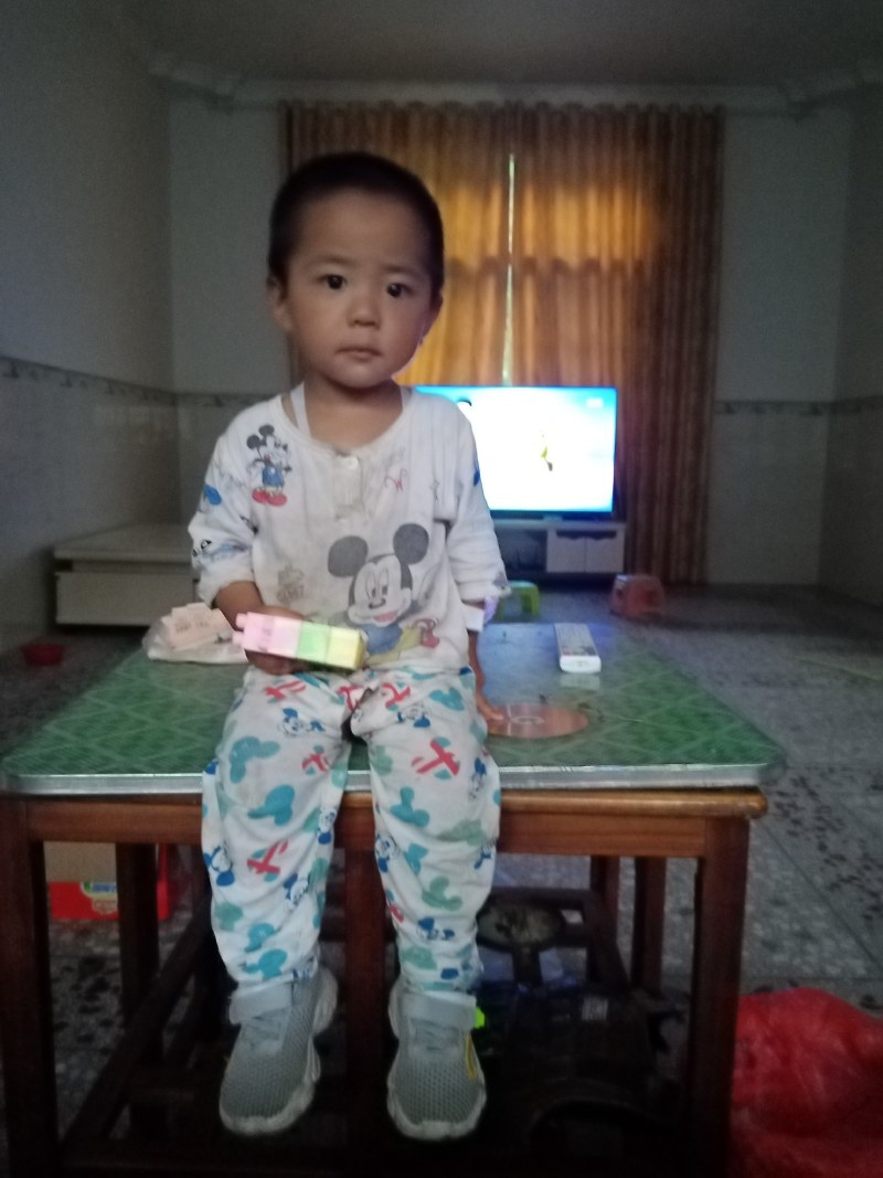高山茶，云雾，绿色，安全，保健。