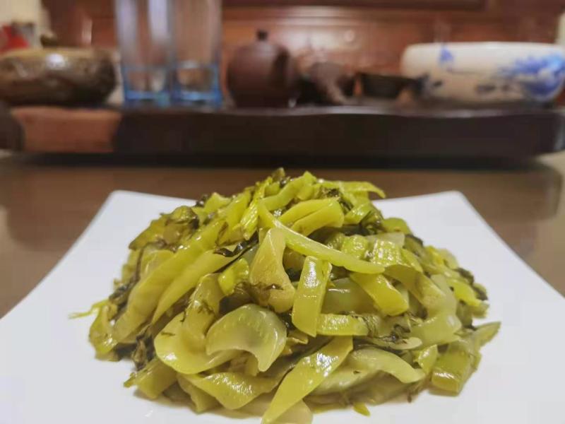 腌黄瓜徳庆新鲜干压榨黄瓜，黄瓜榨酸品新鲜采摘黄瓜
