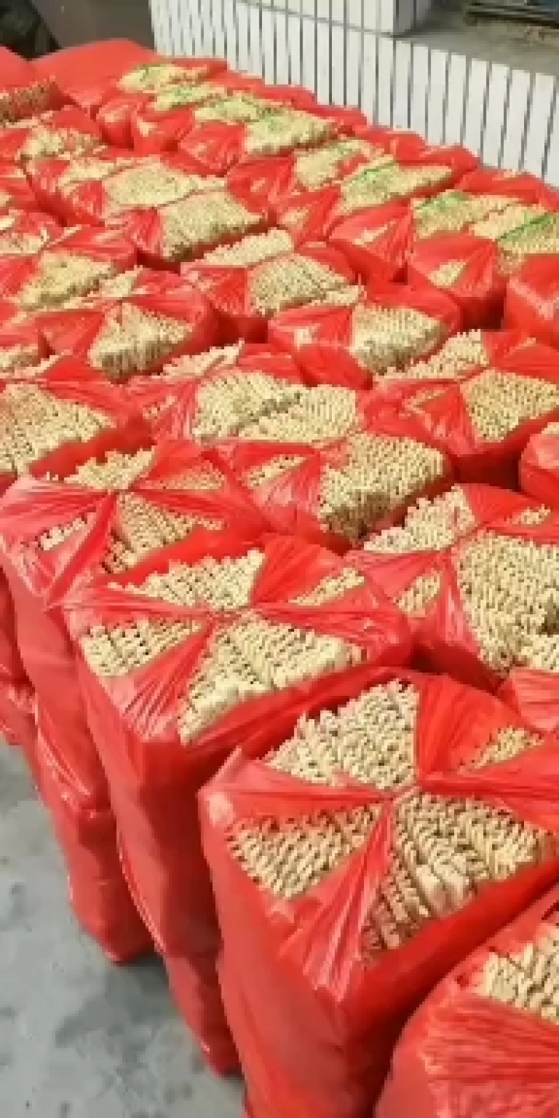 兰花干质量一级。口感非常好，货真价实物美价廉。