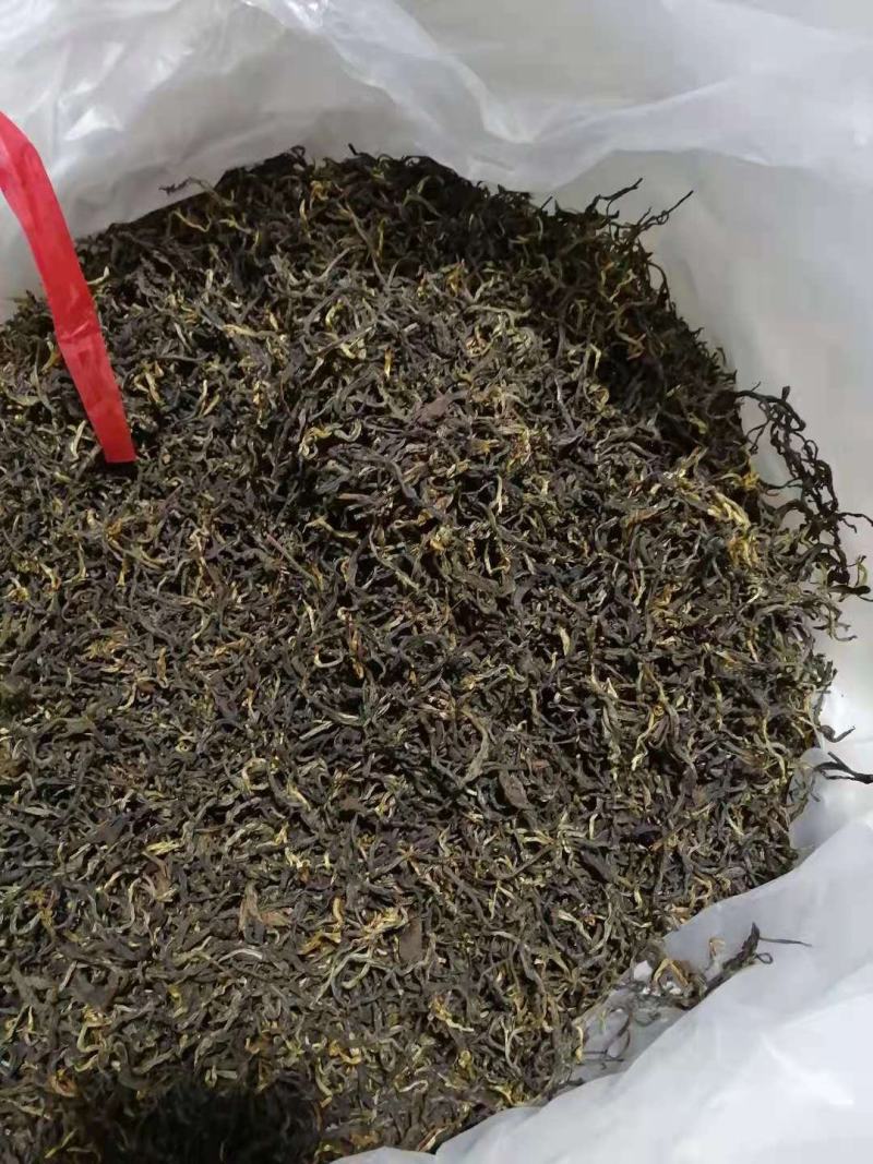 英德红茶英德英红九号红茶，香气鲜纯浓郁入口滑回甘