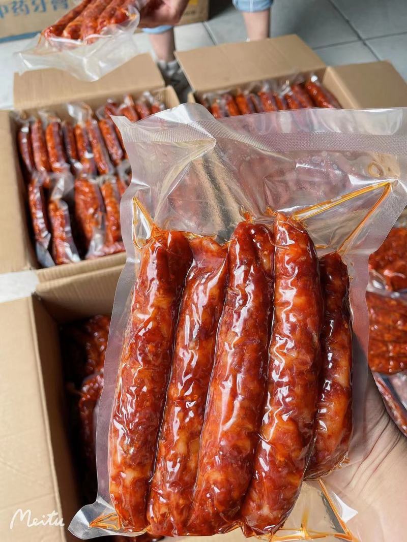 精品纯肉川味香肠麻辣五香两种口味，厂价直销