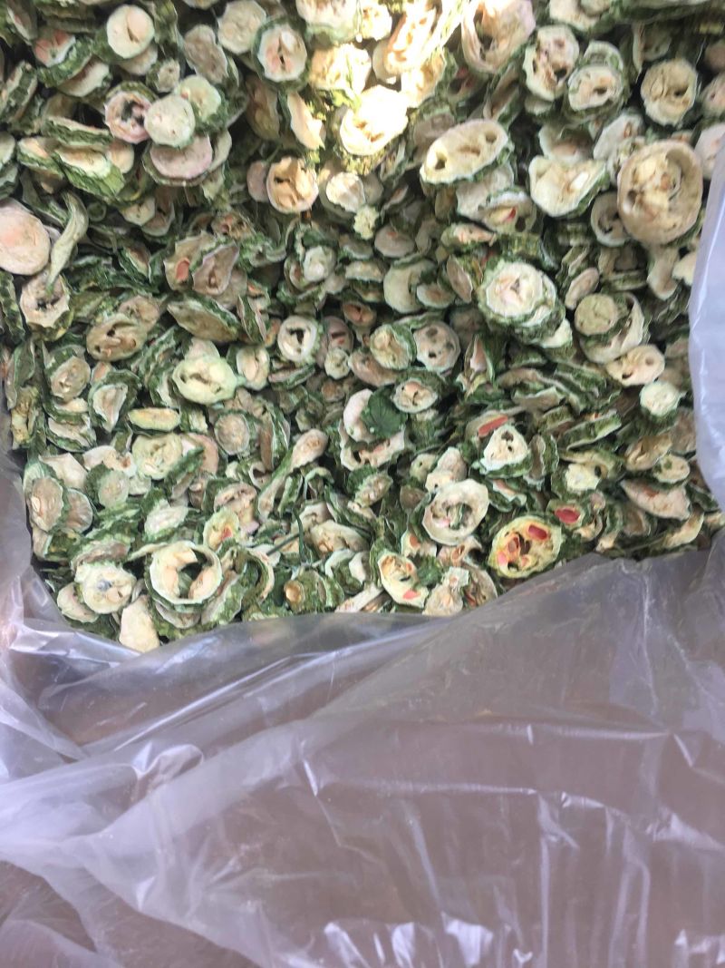 原产地合作社代收苦瓜干片干货自然晾晒烘干药厂供货