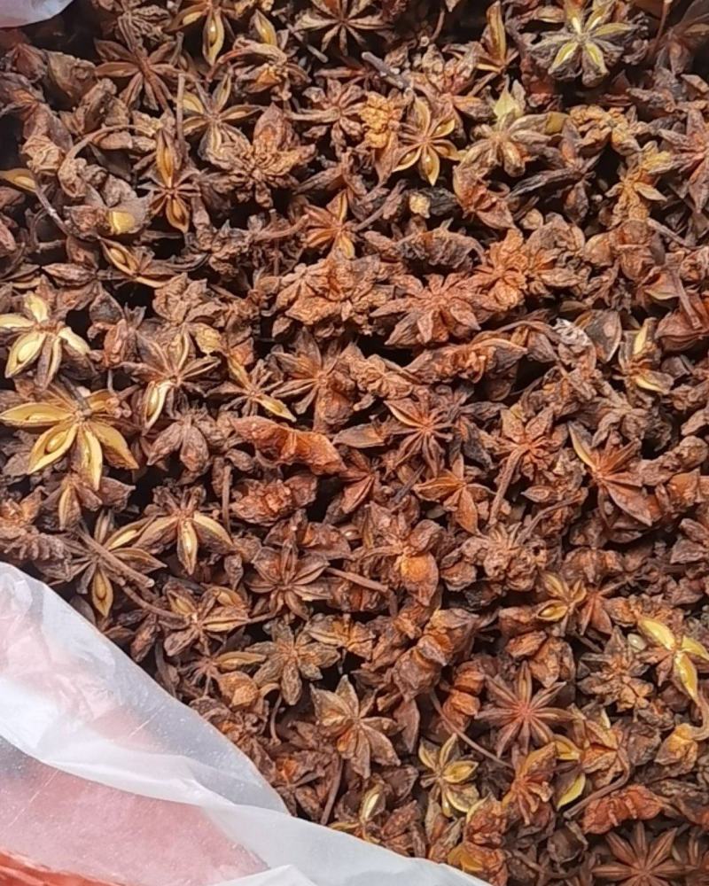 八角，纯干原货，一手货源，质量保证，欢迎联系
