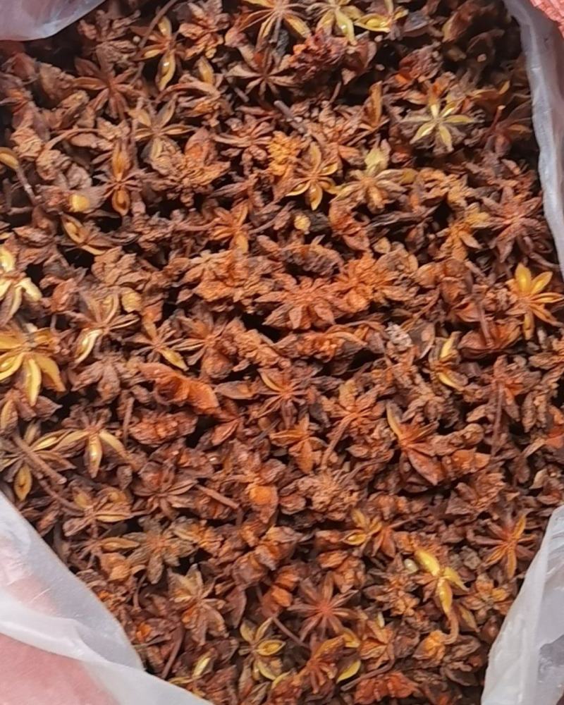 八角，纯干原货，一手货源，质量保证，欢迎联系
