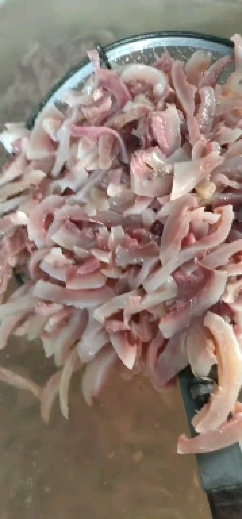 熟牛头皮肉，可以切丝，口感好，满满胶圆，蛋白，