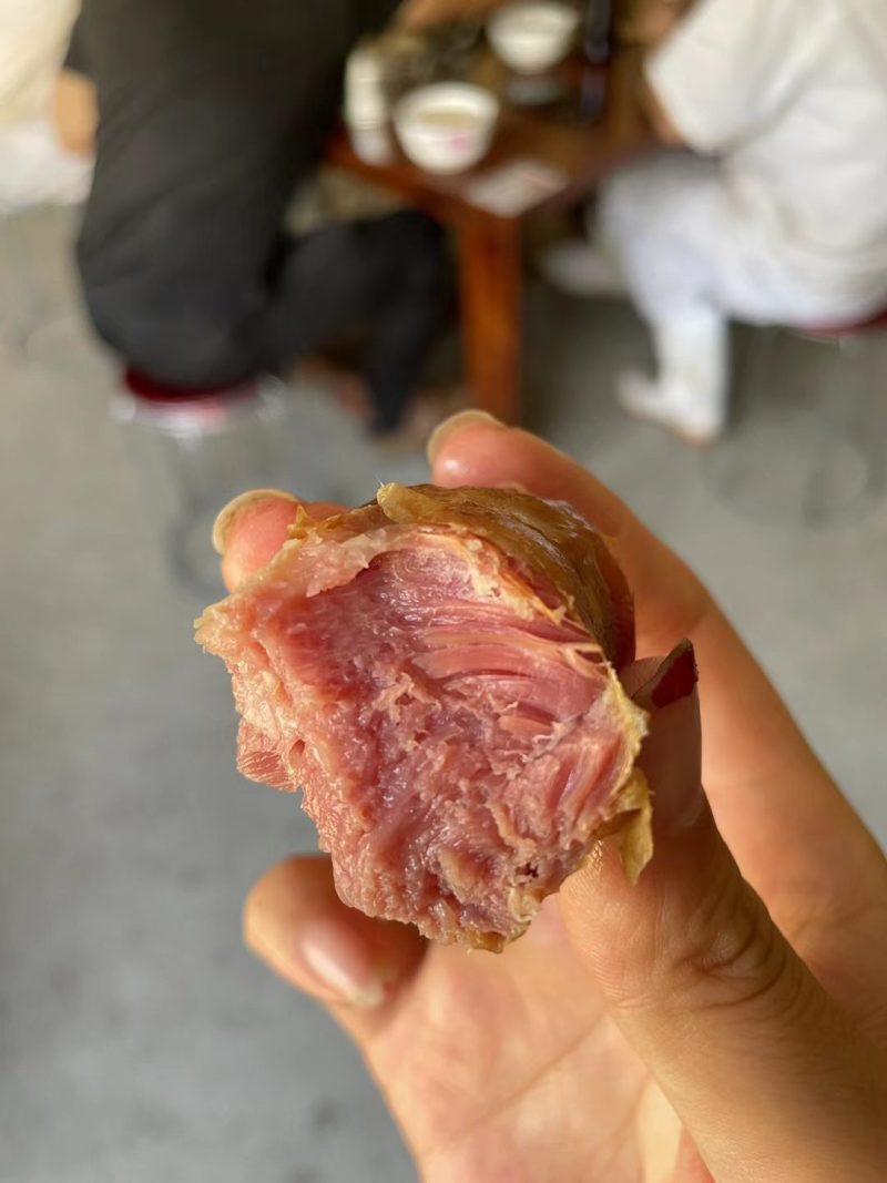 精品纯猪肉火腿肠，厂家直销批发，开袋即食