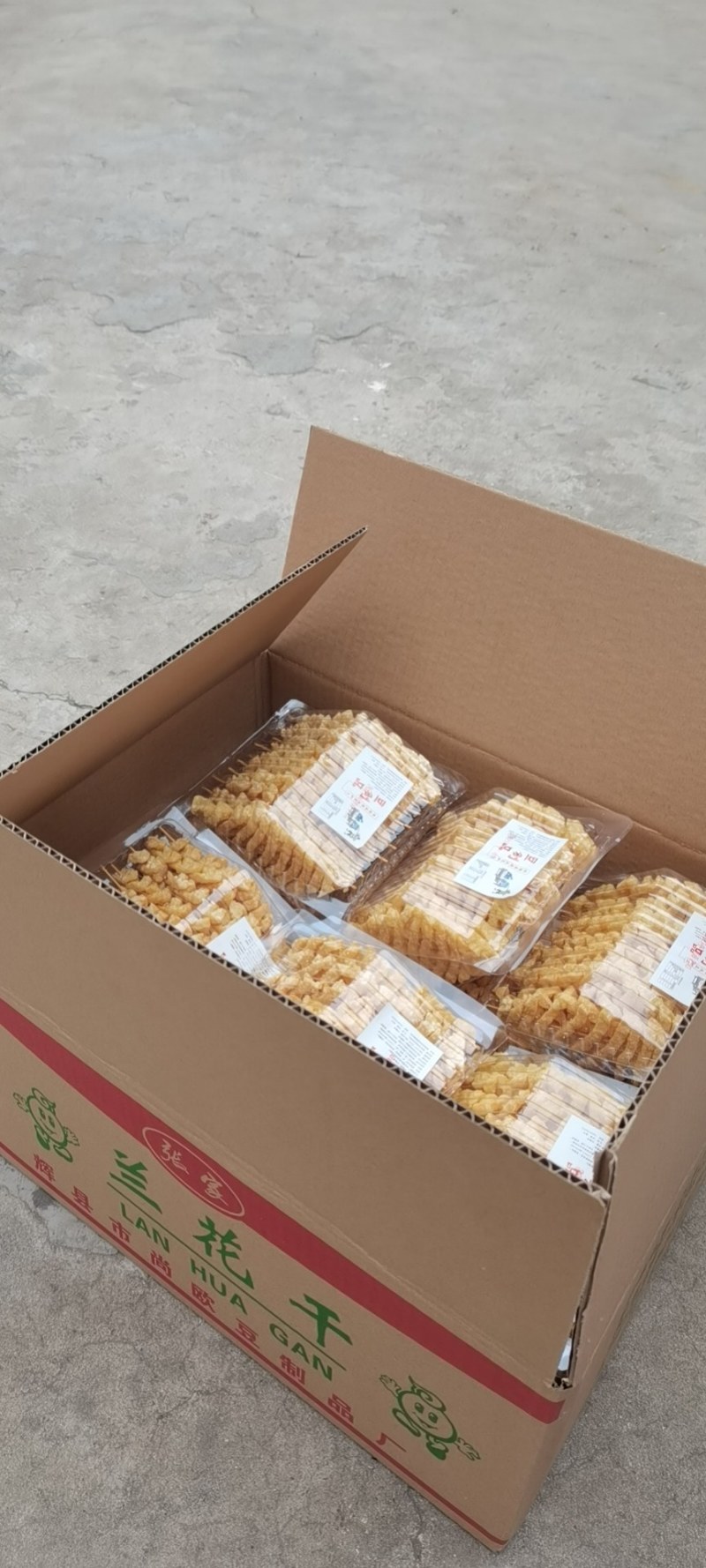 盒装豆腐串纯手工制作