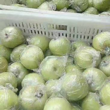 山东省沂水金帅苹果大量供应，质量非常好需要的联系。