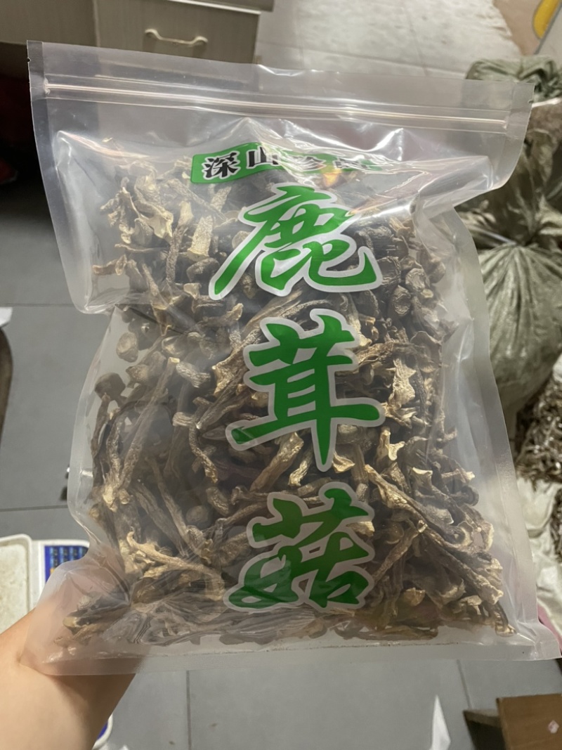 鹿茸菇新货烤干一箱净重10斤