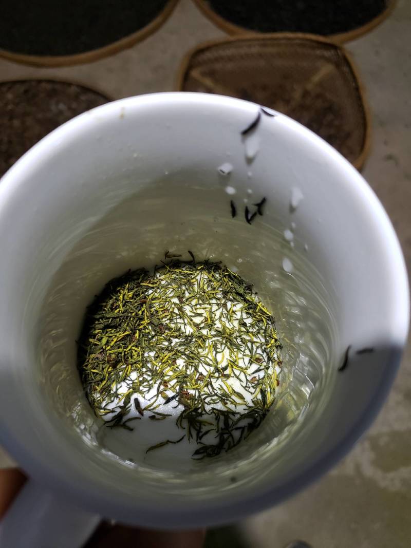 杜仲雄花茶