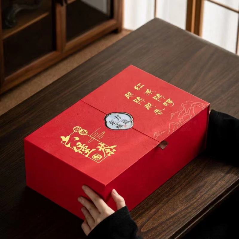 广西梧州2000年老六堡高档茶礼400克