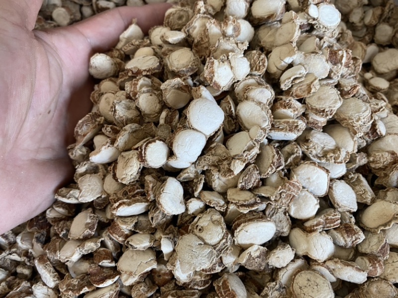 沙姜进口沙姜小圆片山奈足干片好价格优惠批发价