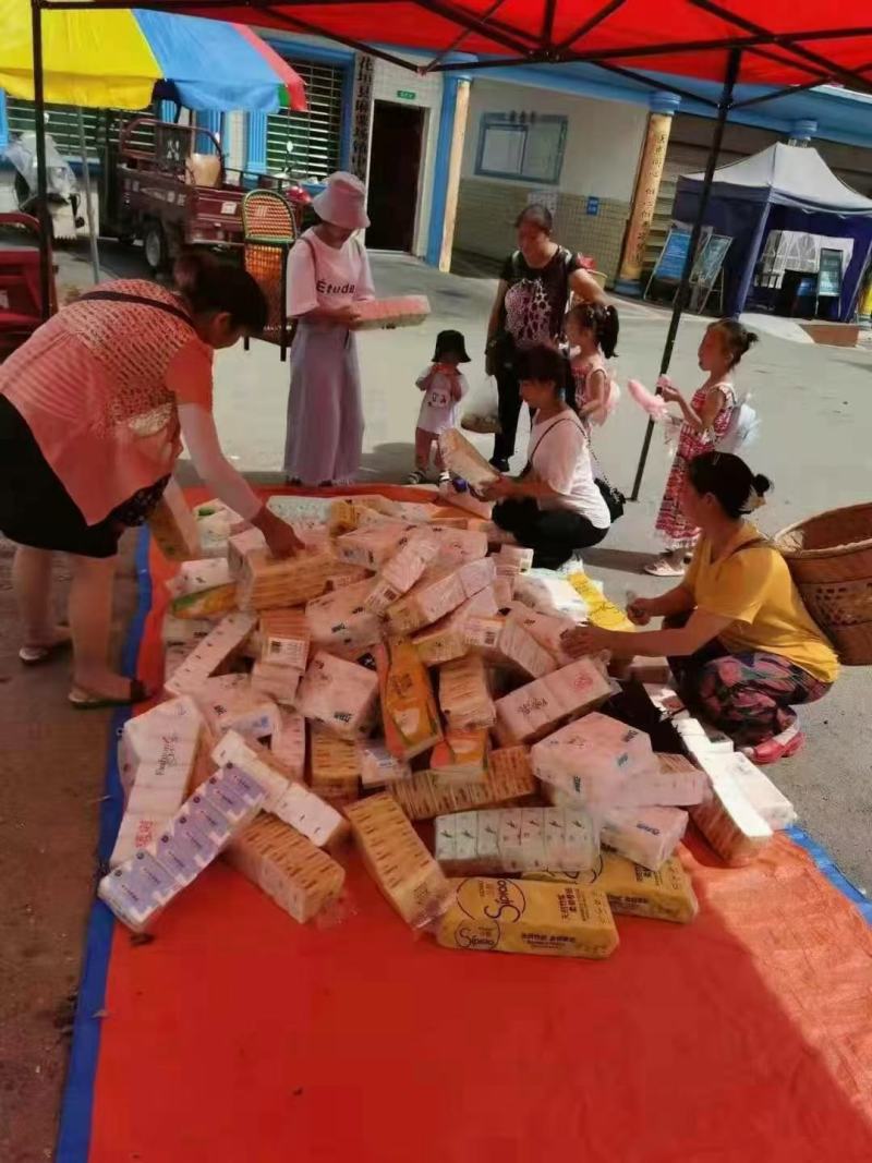 抽纸卷纸抽取式面巾纸10元店超市赶集地摊甩卖跑量模式
