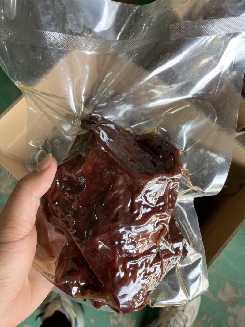 真空独立包装酱香猪肉麻辣五香黑胡椒牛肉干全国可发货