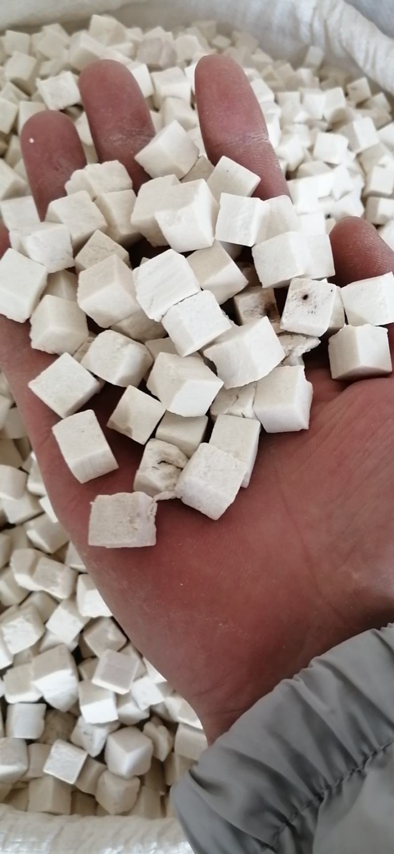 茯苓只卖真货茯苓丁无硫无添加经营各种规格中药材批发零售