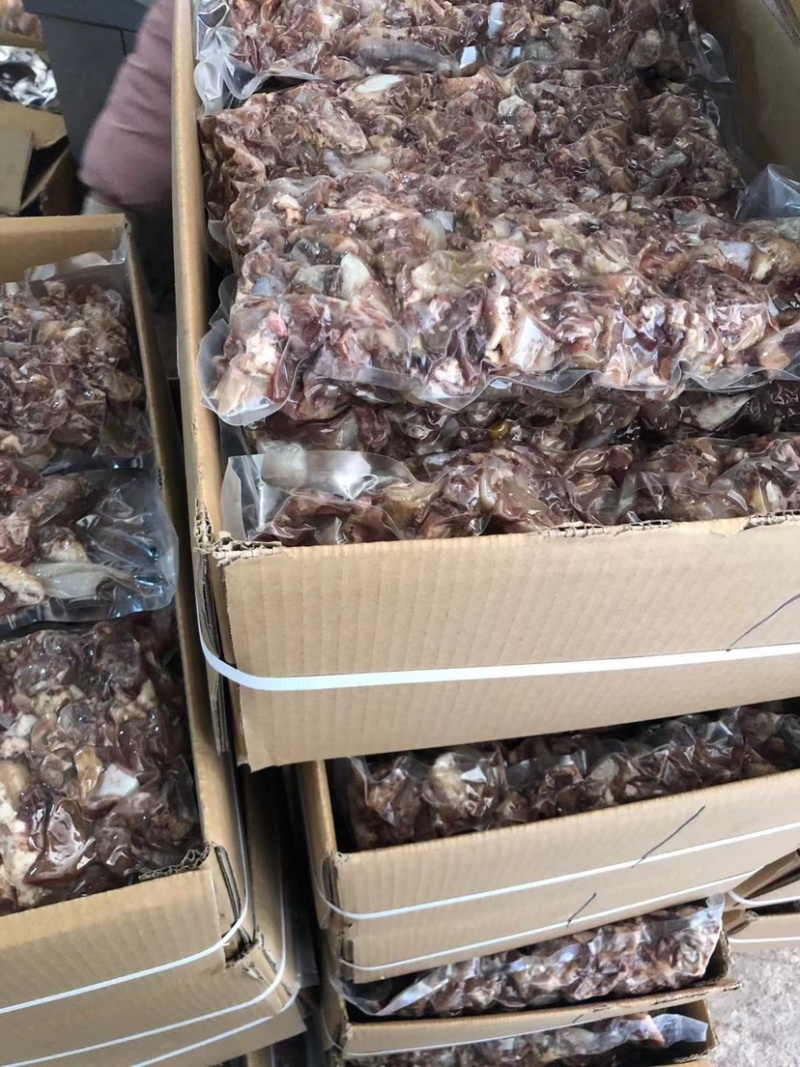 酱香剔骨肉剔骨肉全国冷藏运输快递直达大家前来订购