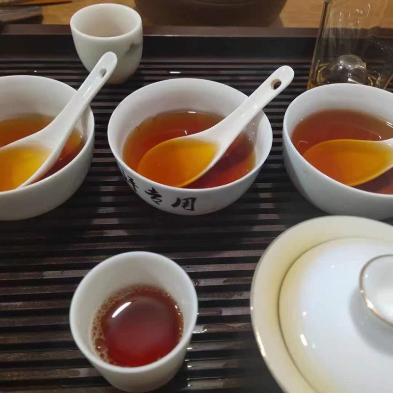 武夷水仙。包邮。包包装。包礼盒