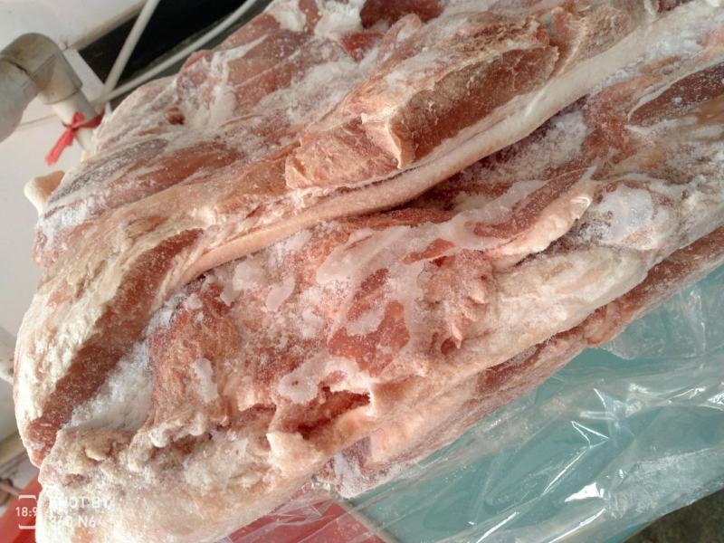 鲜冻五花肉带皮五花肉冷冻前五花20斤带皮前腿五花腊肉快餐
