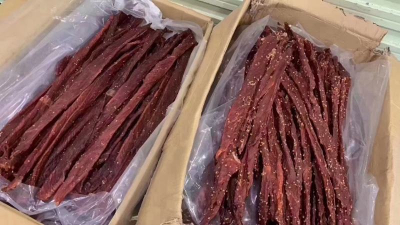 牛肉干/风干肉/鸭风干/味道条形干度颜色好/需要随时联系