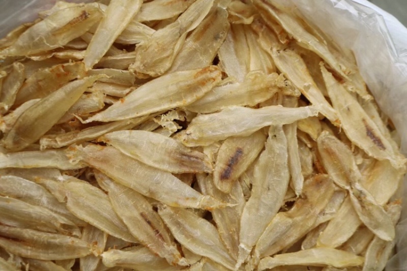 90头大口赤嘴鱼胶花胶批发足干花边完整不腥