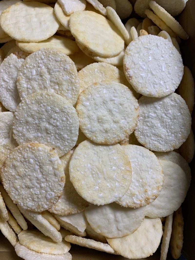 美佳旺雪米饼地摊展会一手货源独立包装雪饼休闲零食
